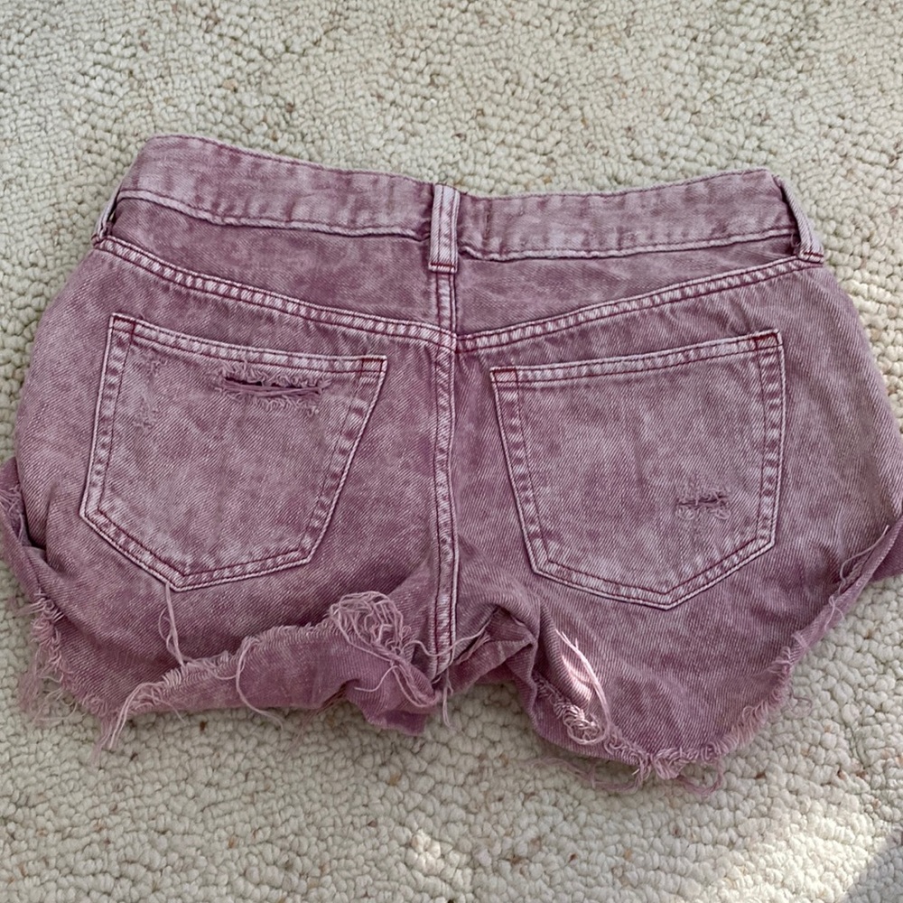 SOLD‼️Romeo Rolled Cut Off Shorts | Mauve Swoon | Size 26 - Picture 5 of 10